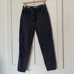 Levi's 80s mom jeans Size 28